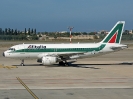 EI-IMD, Bari Palese Airport, Oktober 2012