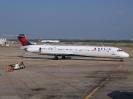 N914DE, Atlanta Hartsfield Intl Airport, Juli 2011