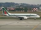 EI-DFI, Mailand Malpensa Airport, Oktober 2008