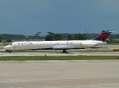 N937DL, Orlando Intl Airport, Juli 2014